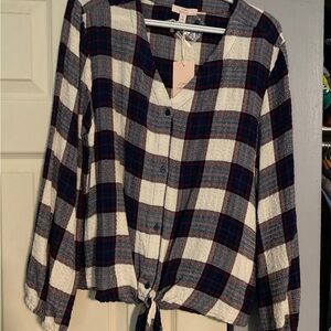 Plaid long sleeve blouse